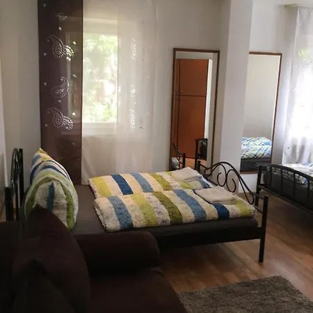 Apartment Apatrament Mit Terrasse